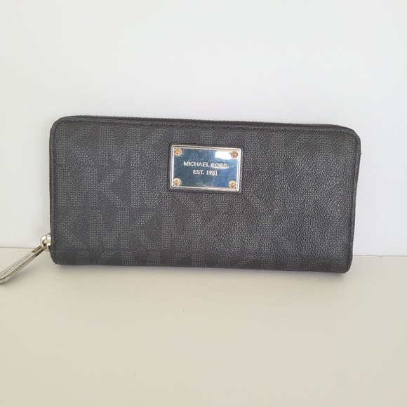 MICHAEL KORS Jet Set Black Saffiano Leather Zip Around Wallet Large Clutch 8x4 - Picture 1 of 9
